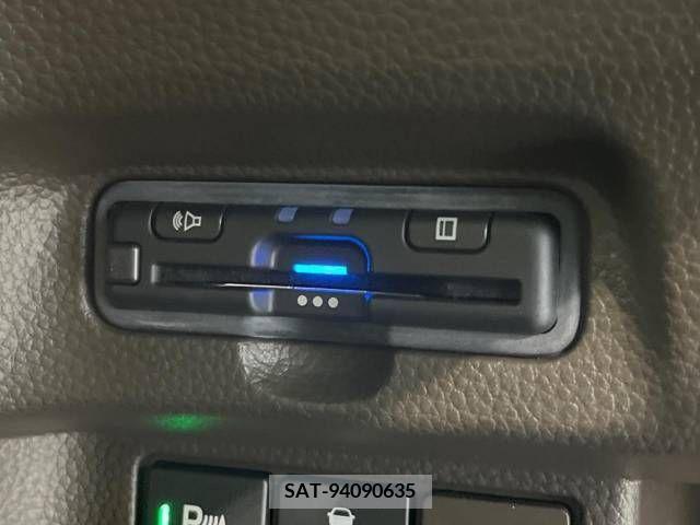 Honda N BOX 2022-01 333912-7