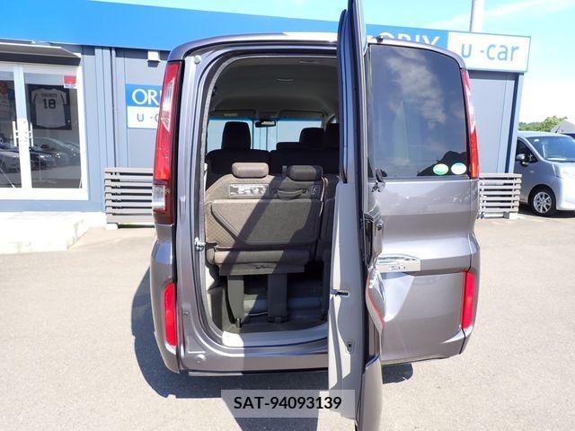Honda STEP WGN 2020-04 334768-21