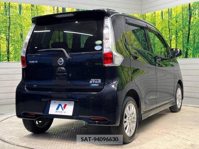 Nissan DAYZ 2014-03 255201-17