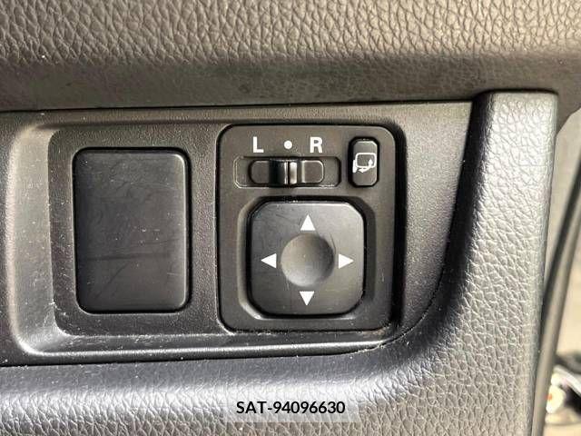 Nissan DAYZ 2014-03 255201-4