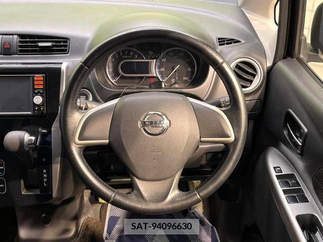 Nissan DAYZ 2014-03 255201-11