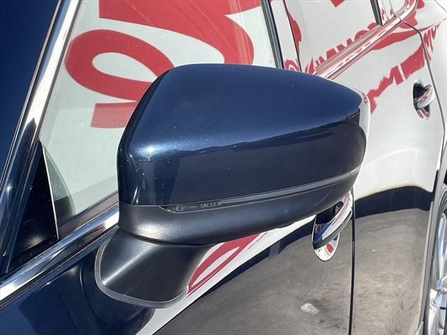 Mazda CX-8 2018-06 25944-10