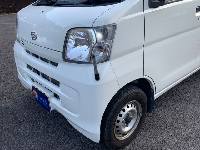 Daihatsu HIJET CARGO 2017-08 7135-23