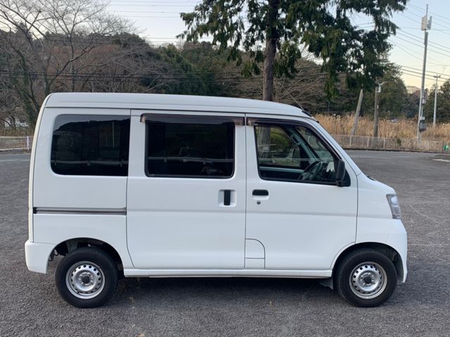 Daihatsu HIJET CARGO 2017-08 7135-6