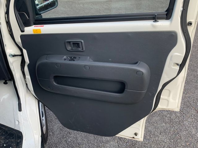 Daihatsu HIJET CARGO 2017-08 7135-9