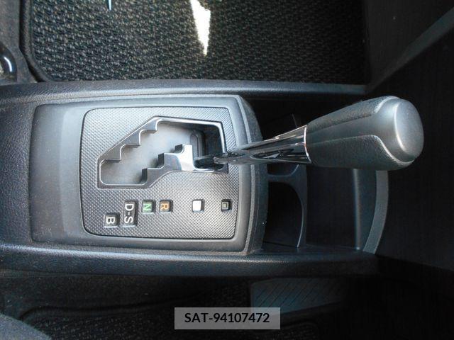 Toyota COROLLA AXIO 2017-03 351905-19