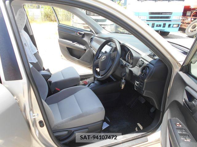Toyota COROLLA AXIO 2017-03 351905-9