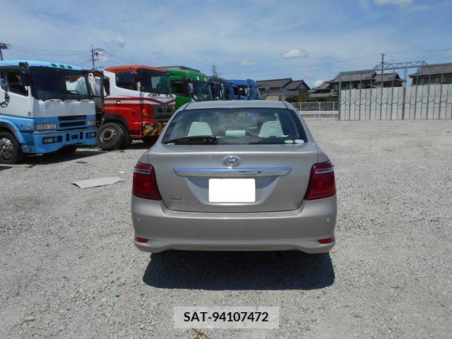Toyota COROLLA AXIO 2017-03 351905-8