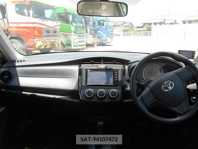 Toyota COROLLA AXIO 2017-03 351905-2