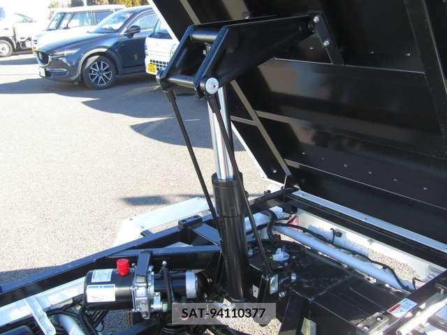 Suzuki CARRY TRUCK 2024-03 294847-7