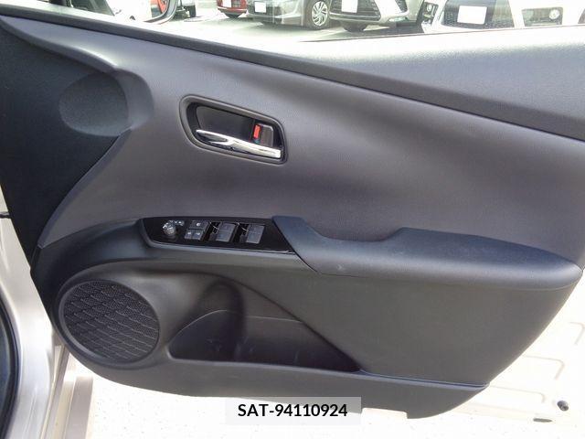 Toyota PRIUS 2019-03 231685-18