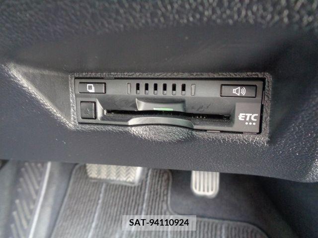 Toyota PRIUS 2019-03 231685-16