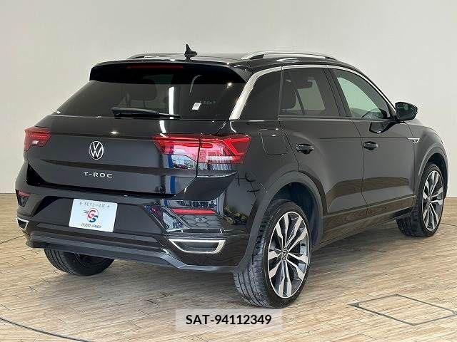 VolksWagen T-ROC 2021-05 325172-15