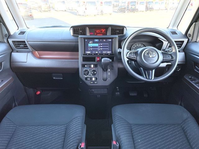 Toyota ROOMY 2018-05 27991-1