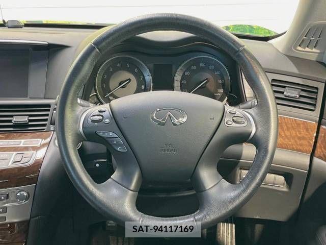 Nissan FUGA 2017-02 270726-11