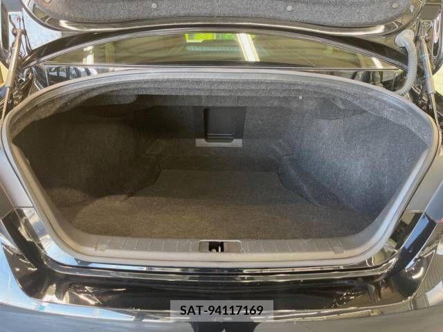 Nissan FUGA 2017-02 270726-10