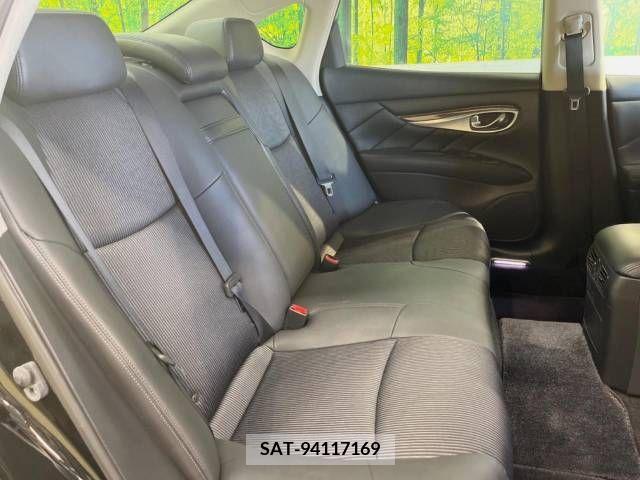 Nissan FUGA 2017-02 270726-9