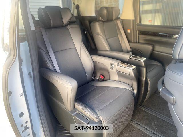Toyota ALPHARD 2022-09 382233-27