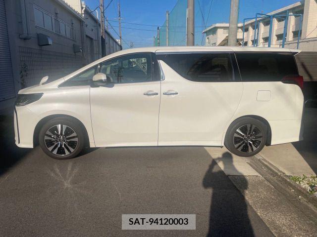 Toyota ALPHARD 2022-09 382233-17