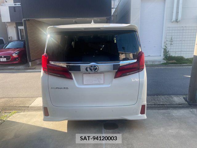 Toyota ALPHARD 2022-09 382233-1
