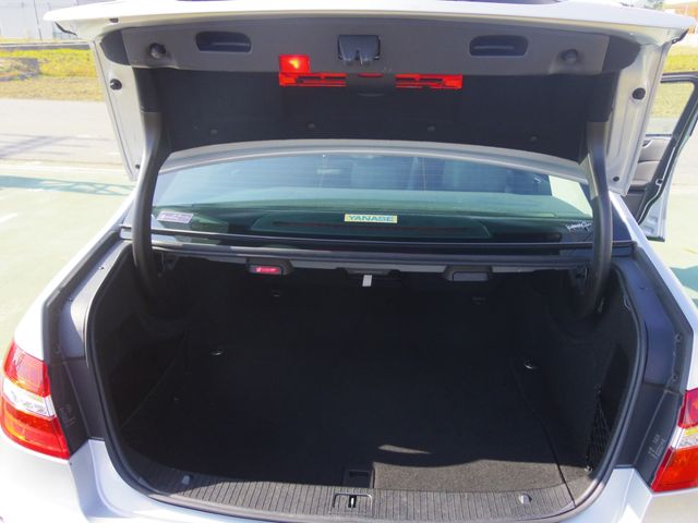 Mercedes Benz E-CLASS 2009-09 19302-20