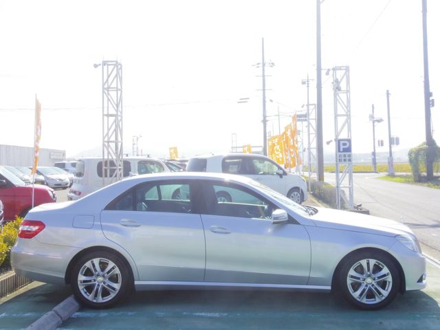 Mercedes Benz E-CLASS 2009-09 19302-5