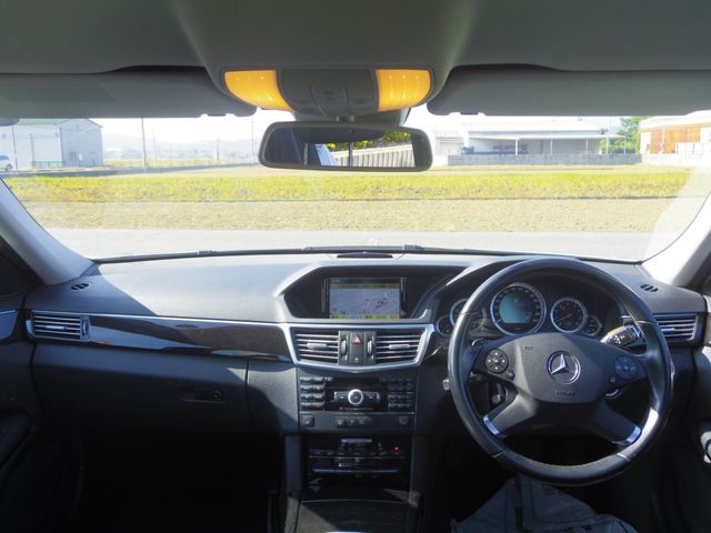 Mercedes Benz E-CLASS 2009-09 19302-7