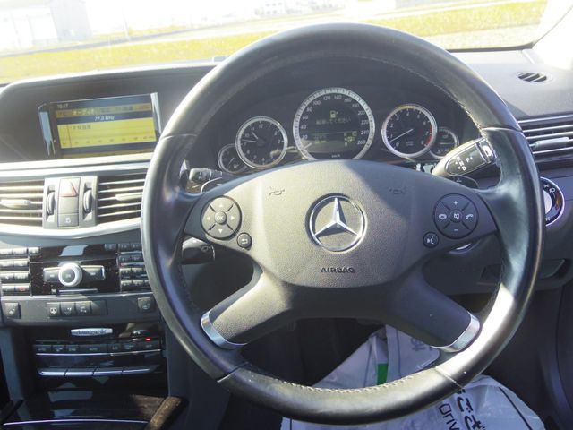 Mercedes Benz E-CLASS 2009-09 19302-9