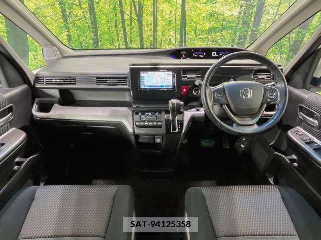 Honda STEP WGN 2015-06 324668-1
