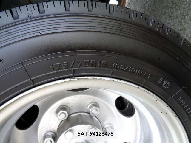 Nissan ATLAS 2016-04 292434-18