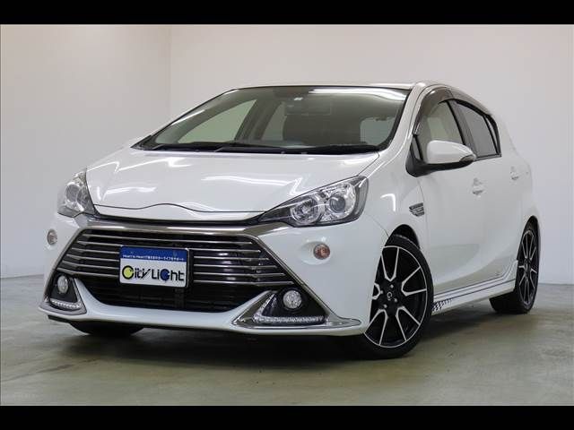 Toyota AQUA 2014-03 16382-16