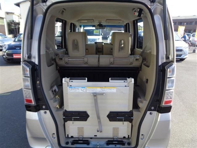 Honda N BOX 2015-01 195831-7