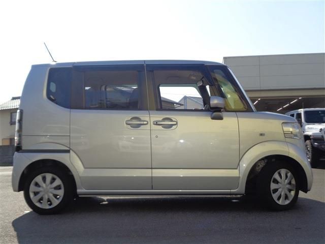 Honda N BOX 2015-01 195831-2