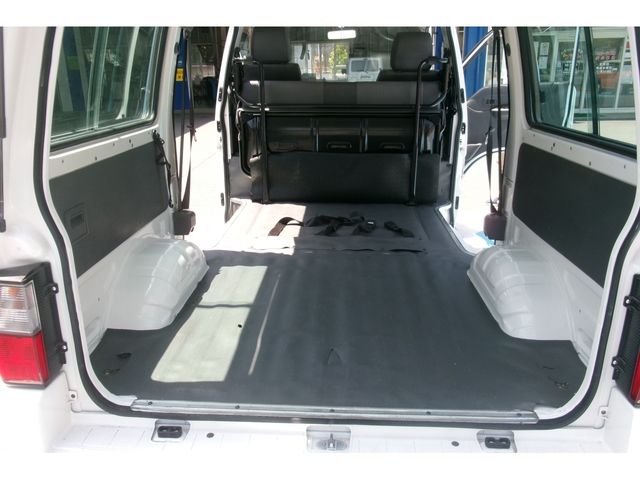 Mazda BONGO VAN 2015-09 2328-26