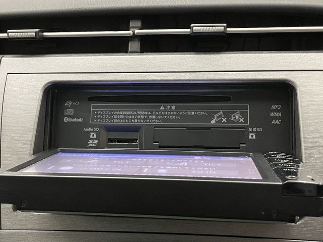 Toyota PRIUS 2014-12 186155-19
