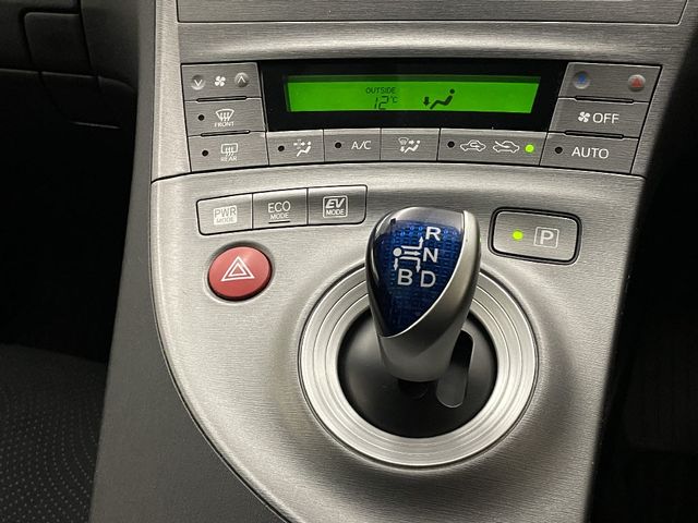 Toyota PRIUS 2014-12 186155-21