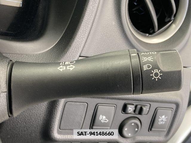 Nissan NOTE 2018-10 207022-25