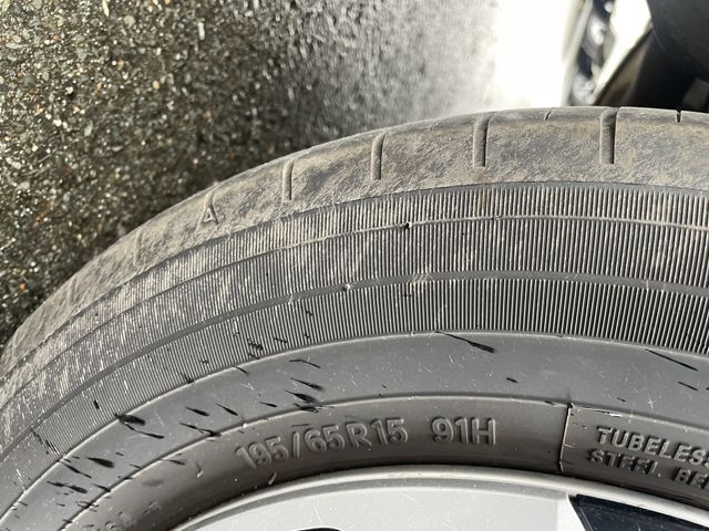 Toyota PRIUS PHV 2017-03 27743-23