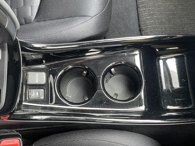Toyota PRIUS PHV 2017-03 27743-14