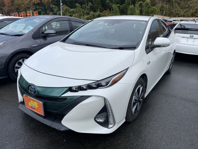 Toyota PRIUS PHV 2017-03 27743-0