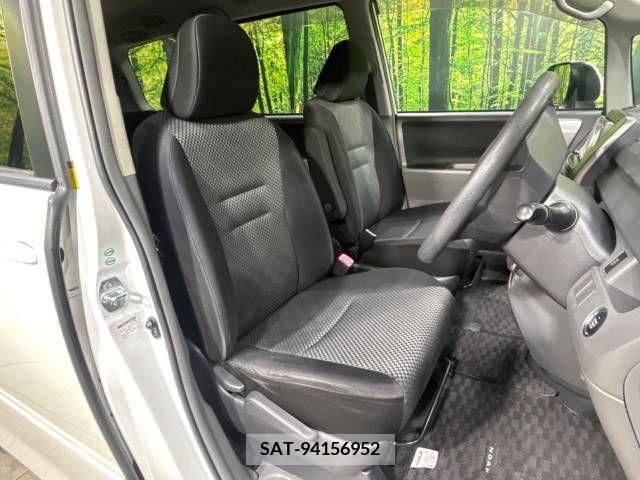 Toyota NOAH 2007-10 344046-8