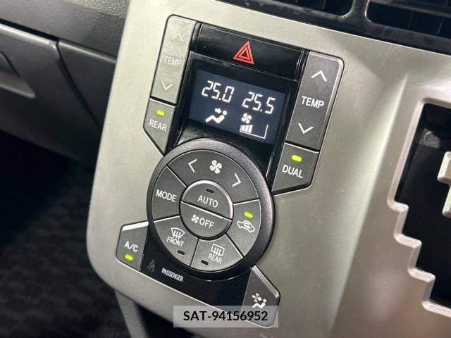 Toyota NOAH 2007-10 344046-7