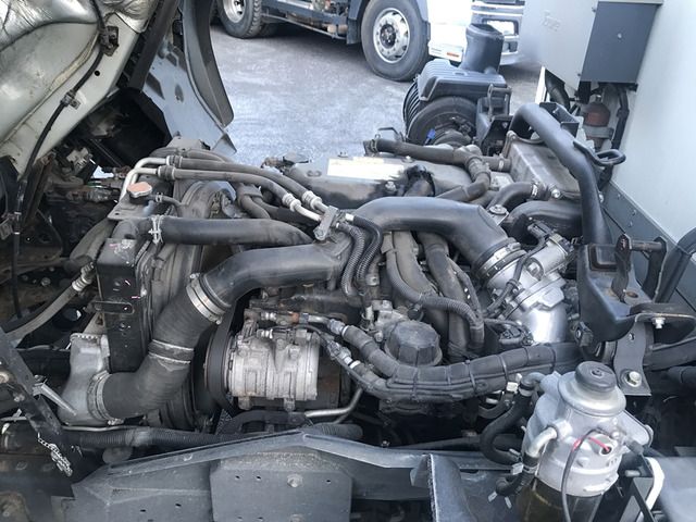 Isuzu FORWARD 2018-07 193904-3