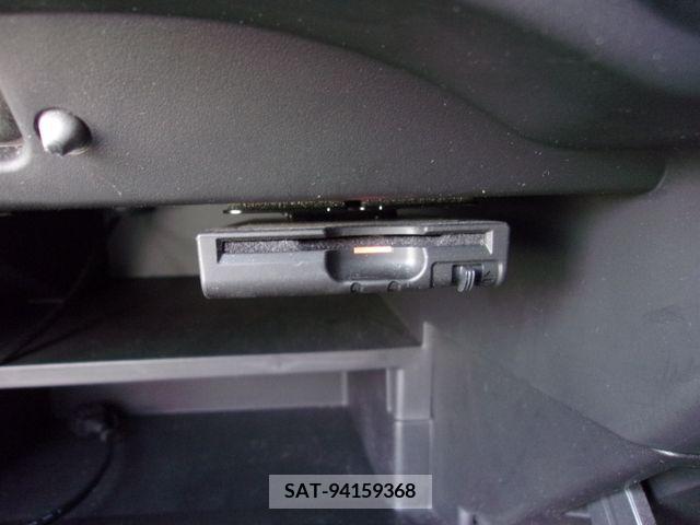 Nissan NOTE 2015-01 345870-7
