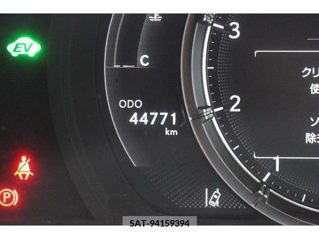 Lexus IS 2021-05 388109-18