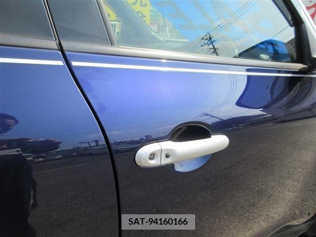 Nissan JUKE 2016-10 256783-15