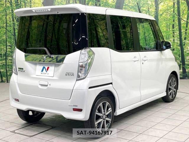 Nissan DAYZ 2017-10 353589-17