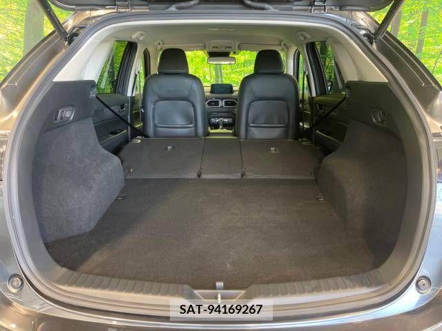 Mazda CX-5 2018-09 358614-10