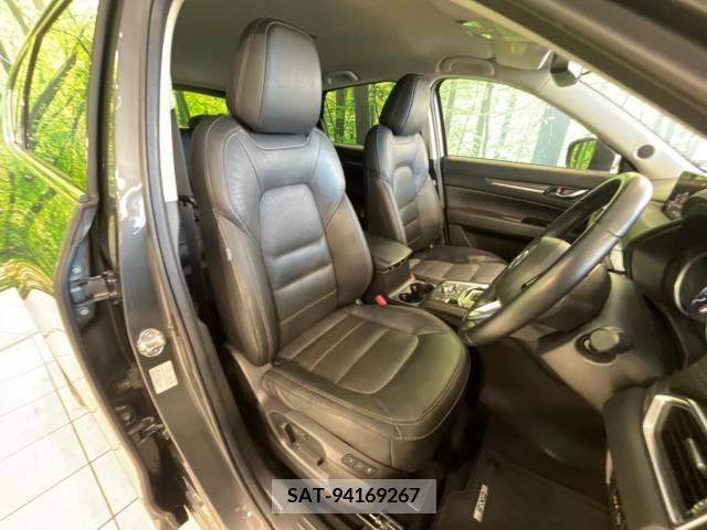 Mazda CX-5 2018-09 358614-8