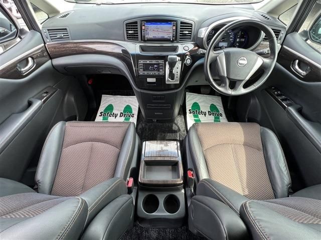 Nissan ELGRAND 2010-09 1852-8